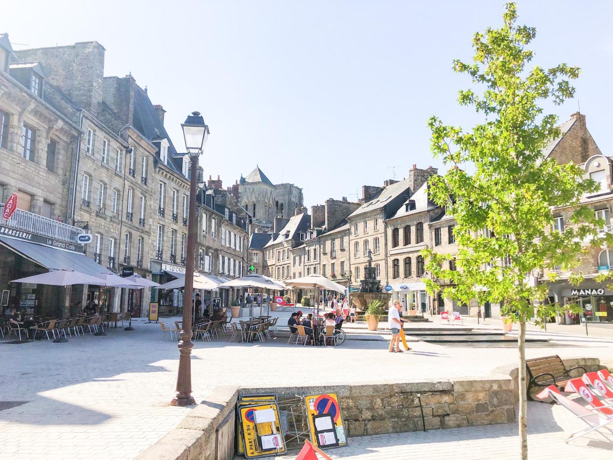 New: Agreable & Lumineux *Gare* Appartement Guingamp Buitenkant foto
