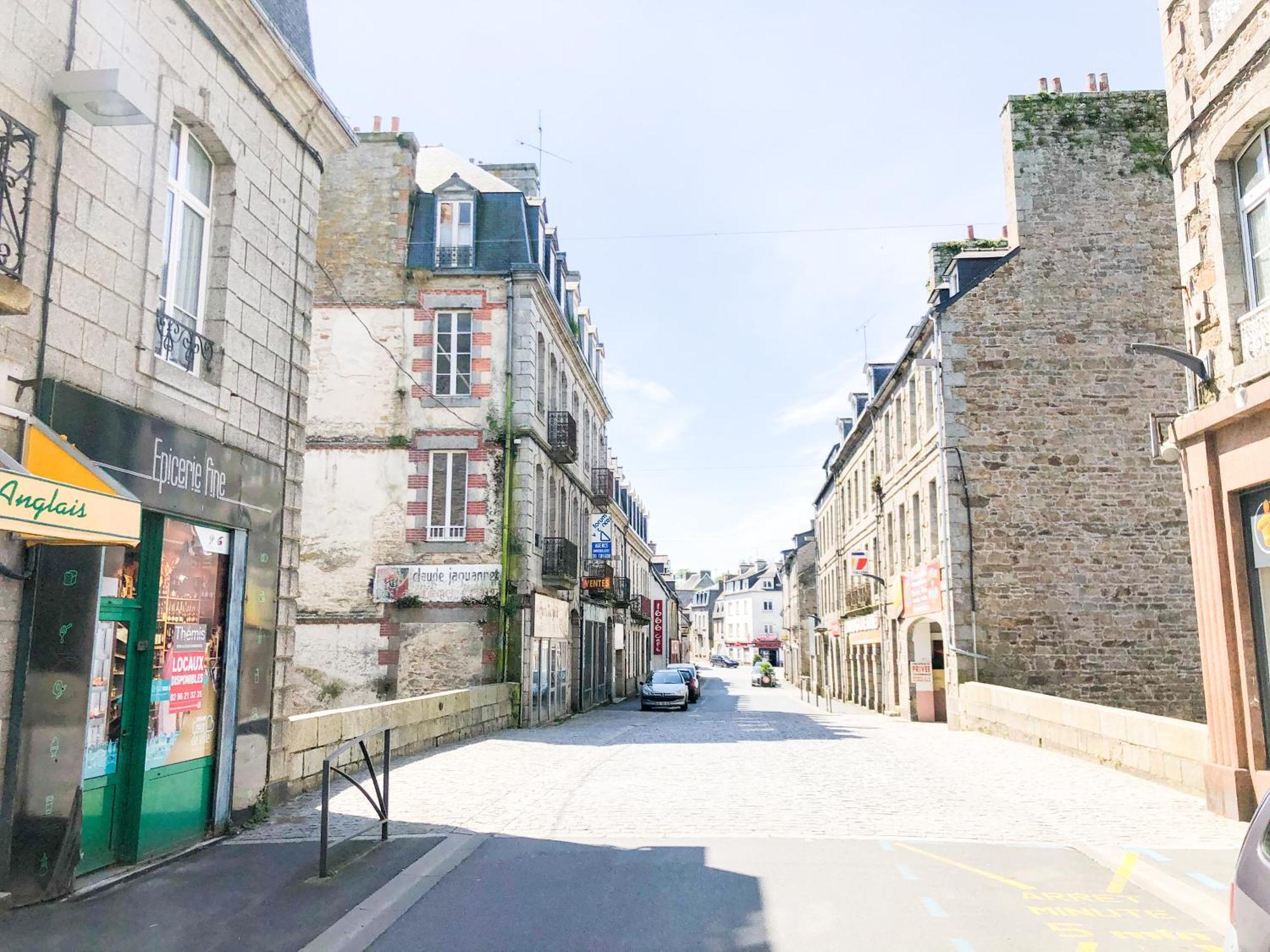 New: Agreable & Lumineux *Gare* Appartement Guingamp Buitenkant foto