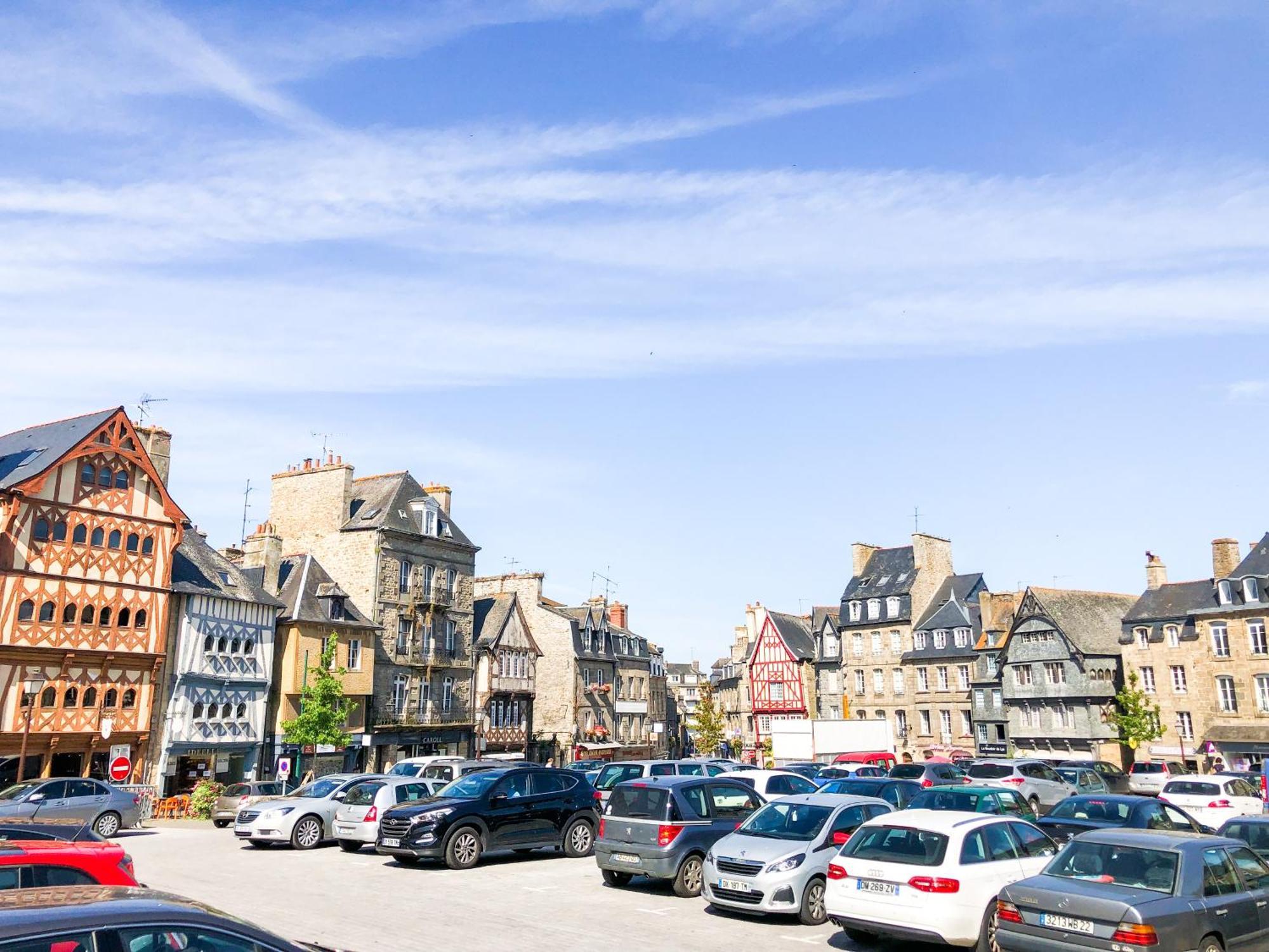 New: Agreable & Lumineux *Gare* Appartement Guingamp Buitenkant foto